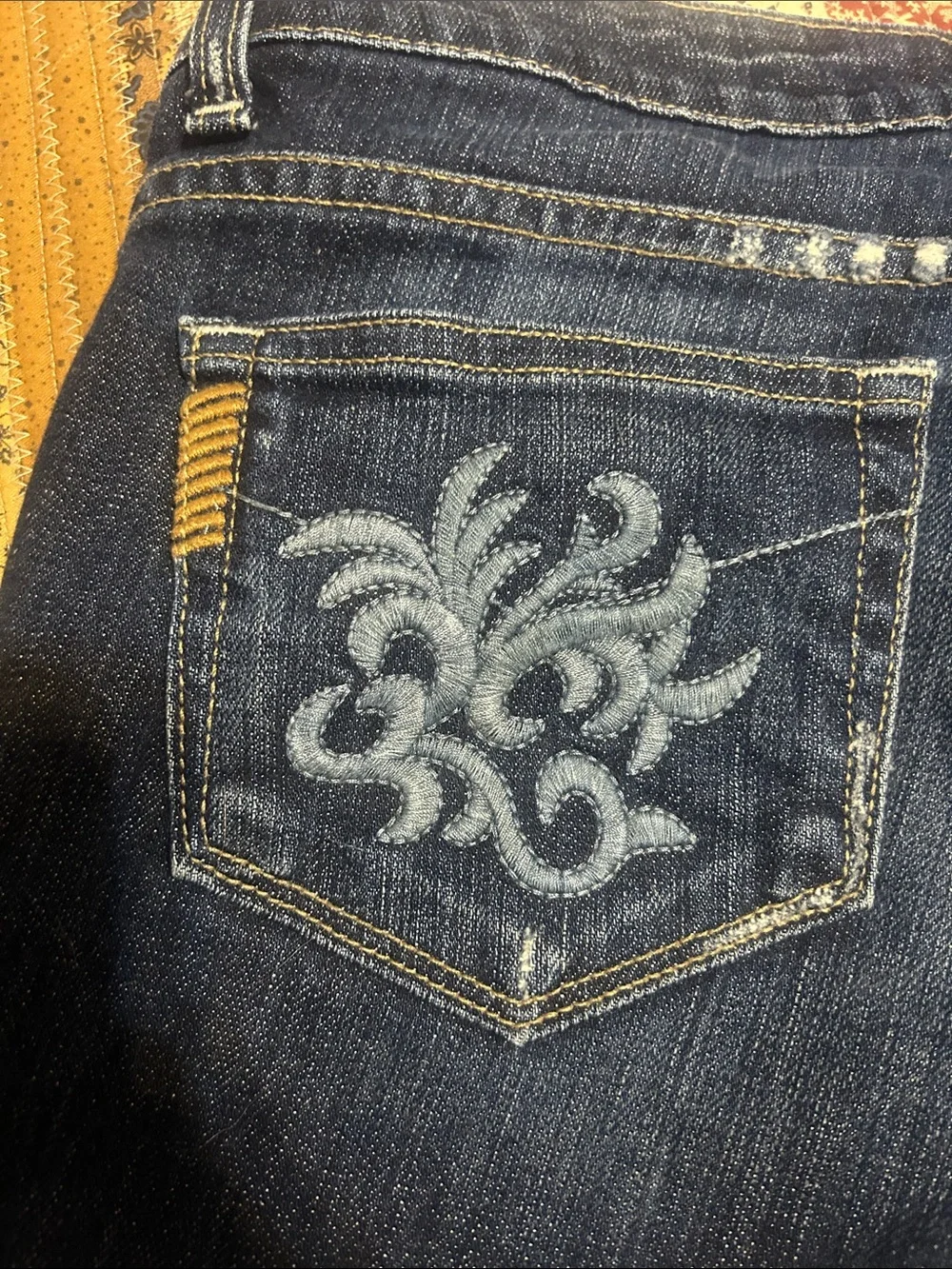 Paige Denim Hollywood hills Cutoff Jeans